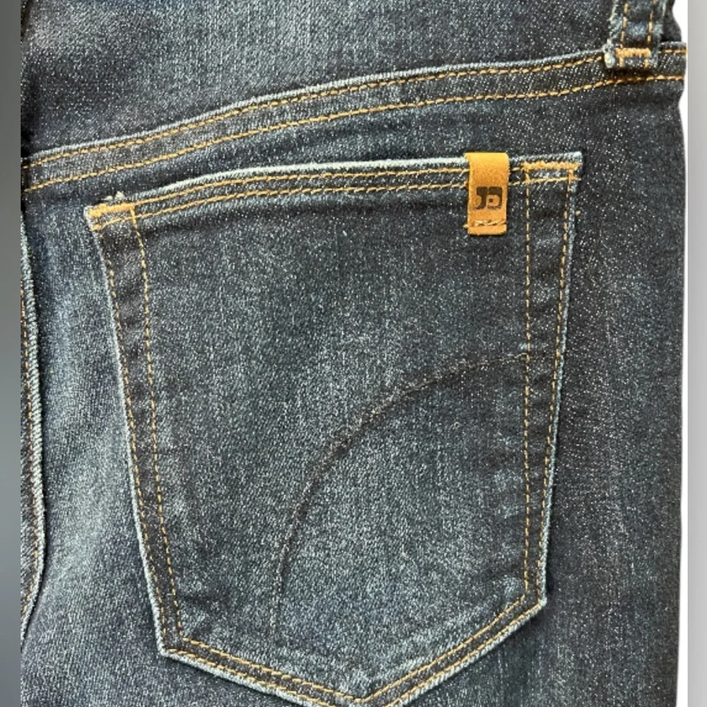 Joe's Jeans Cropped Cuffed - Picture 7 of 7